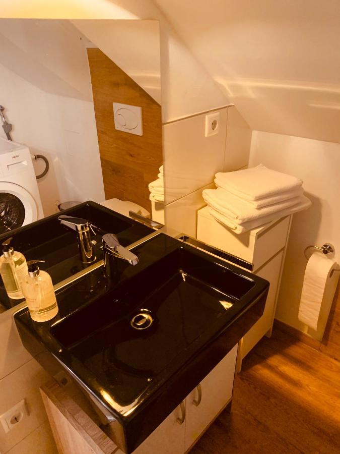 modern&cozy 2 Zimmer Wohnung, Netflix, Parkplatz Salzweg Exterior foto