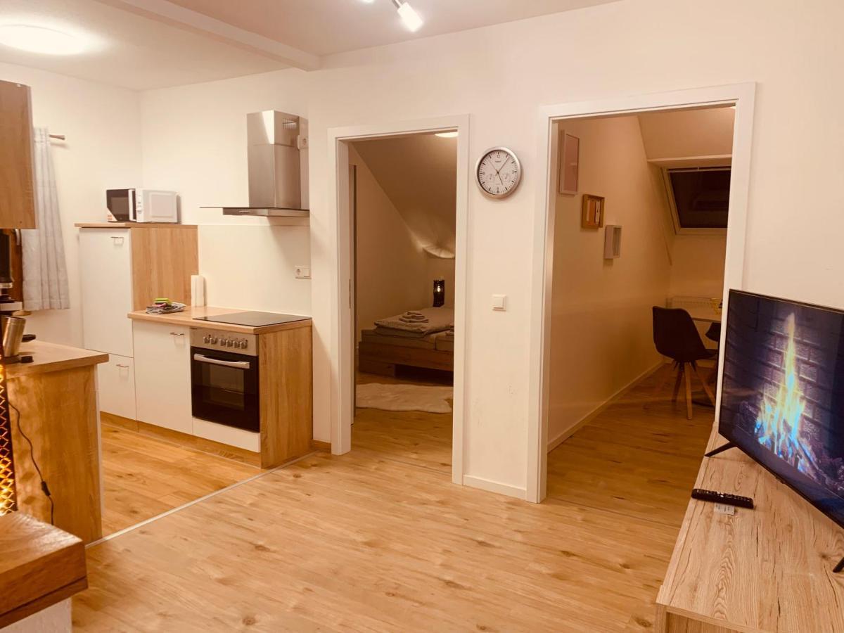 modern&cozy 2 Zimmer Wohnung, Netflix, Parkplatz Salzweg Exterior foto